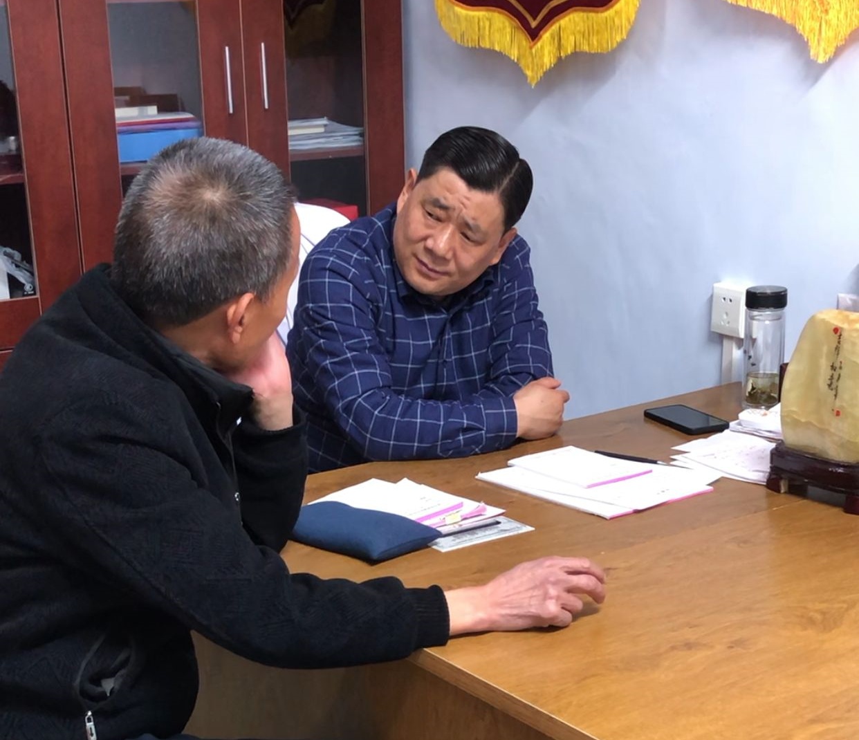 新乡潘氏脑病门诊，潘杰医生坐诊图